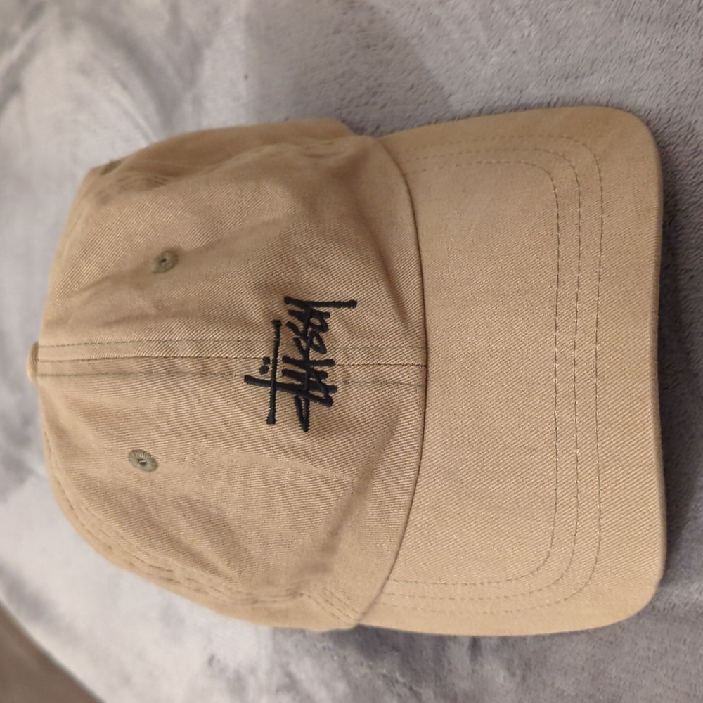 Stussy hat